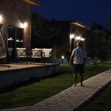 Orange Bungalow Evleri *